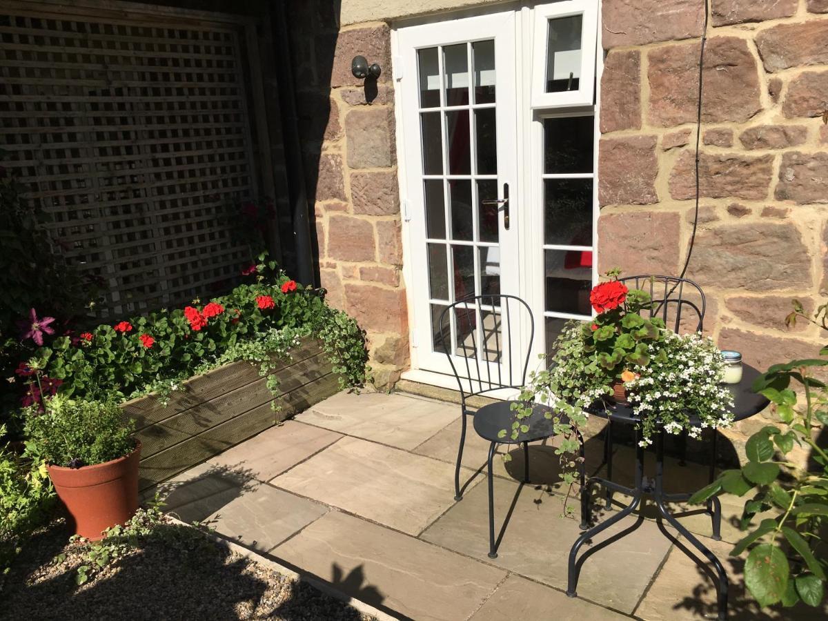 Birdsong Cottage Bed And Breakfast Chathill Exterior photo
